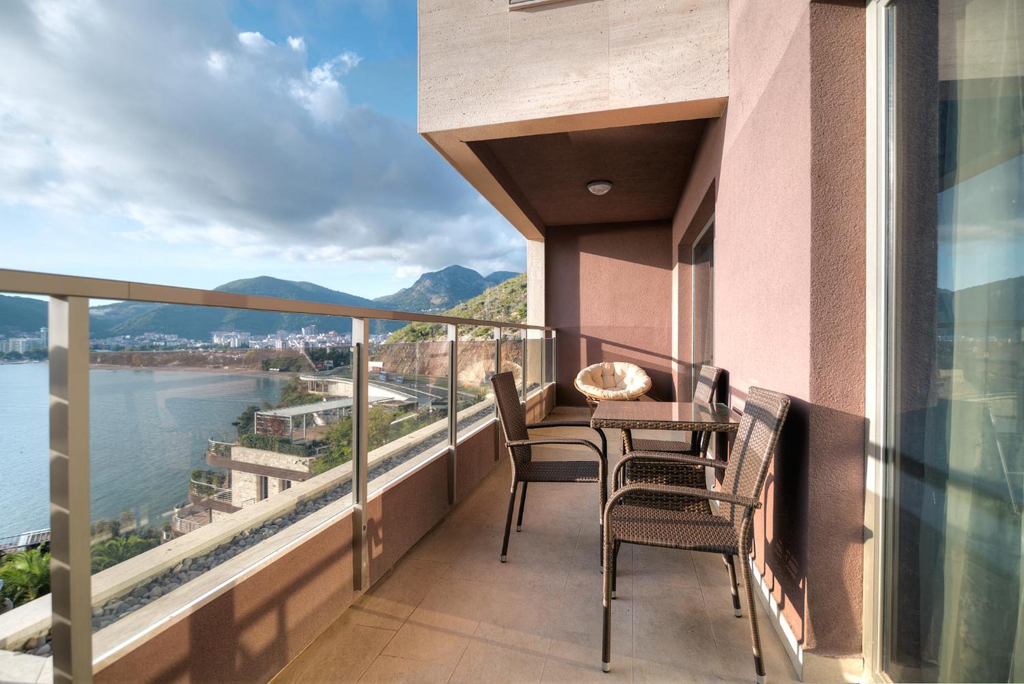 Harmonia Sunny Apartments Budva Bagian luar foto